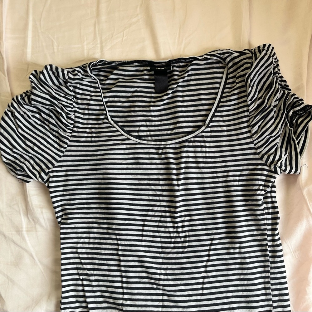 H&M Black and White Striped Women’s Top - Picture 4 of 6